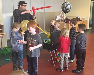Kids-Birthday-Balloon-Twisting-Victoria-BC Kids Birthday Balloon Twisting Victoria BC Entertainer